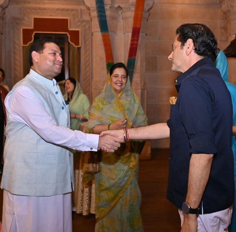 Sundeep Bhutoria with Shelja Singh and Raghavendra Rathore