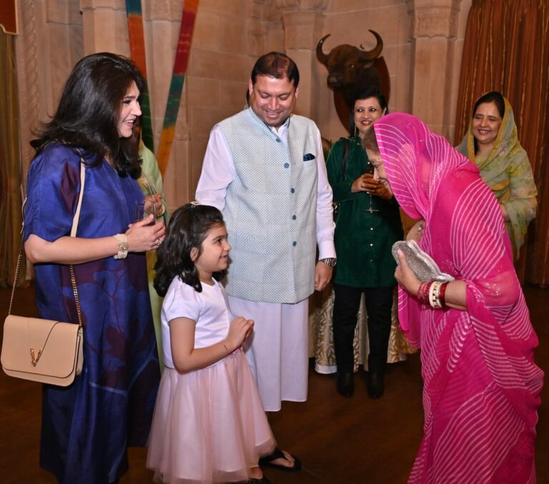 Sundeep Bhutoria with Erstwhile Royal Maharani Saheb Hemlata Rajye Ji of Jodhpur along with Manjari Bhutoria and Aavya M Bhutoria