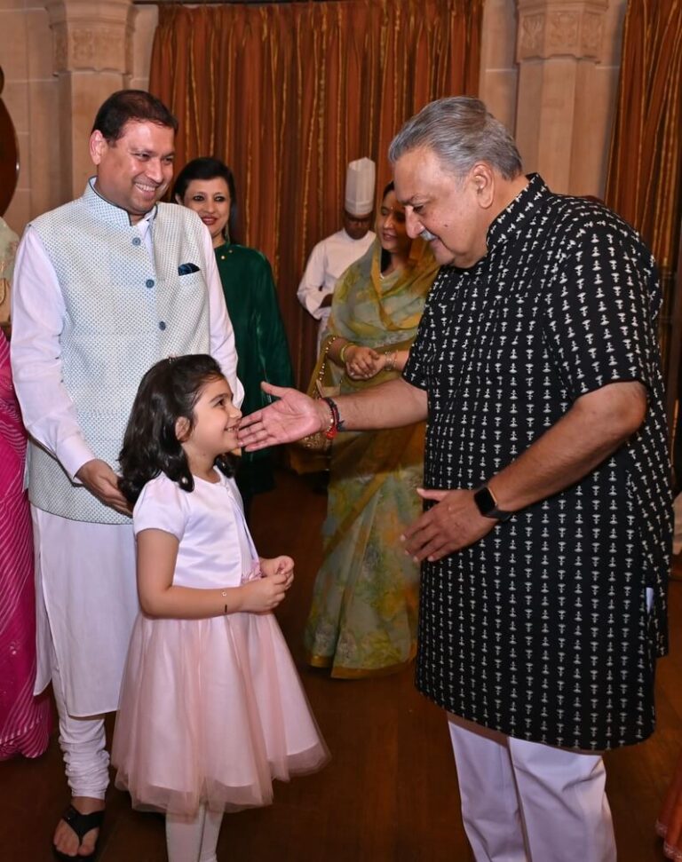 Sundeep Bhutoria with Erstwhile Jodhpur Royal Maharaja Gaj Singh ji and Aavya M Bhutoria