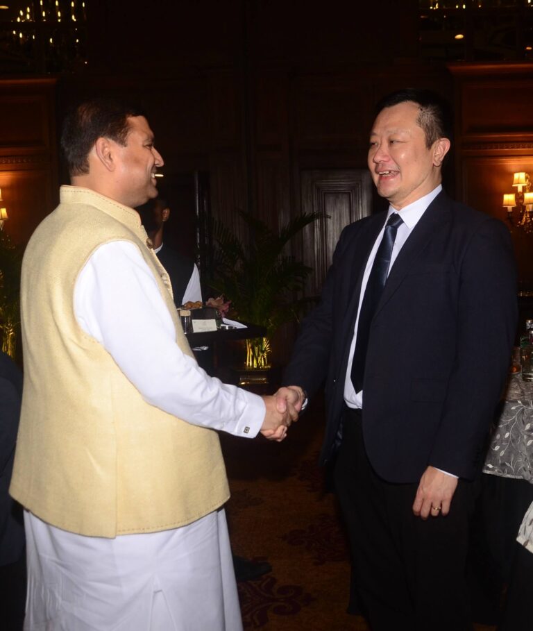 Sundeep Bhutoria with Kevin Goh, Deputy Consul General of Australia in Kolkata