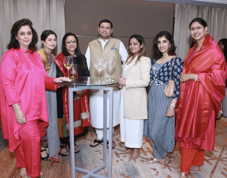 Sundeep Bhutoria with Pooja Khanna, Sheetal Khanna, Anindita Chatterjee, Isha Gupta, Neha Desai and Praneet Bubber at a get-together in hosted by Prabha Khaitan Foundation at Hyatt Centric in Chandigarh