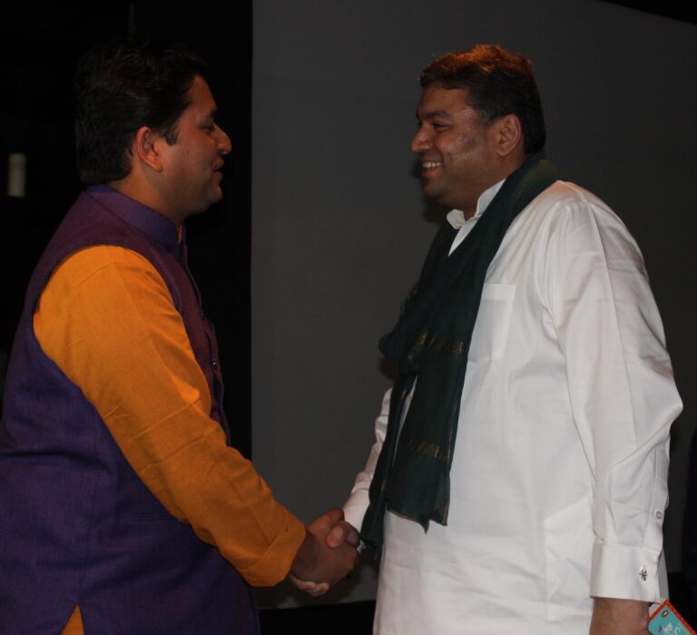 Sundeep Bhutoria with guest author Pankaj Dubey at a session of Kalam at the Marriott Jaipur