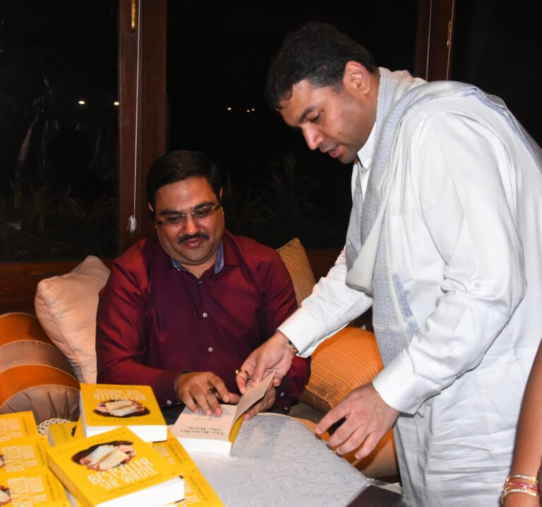 Sundeep Bhutoria with guest author Ravi Subramanian at a session of An Author's Afternoon at the Taj Bengal Kolkata