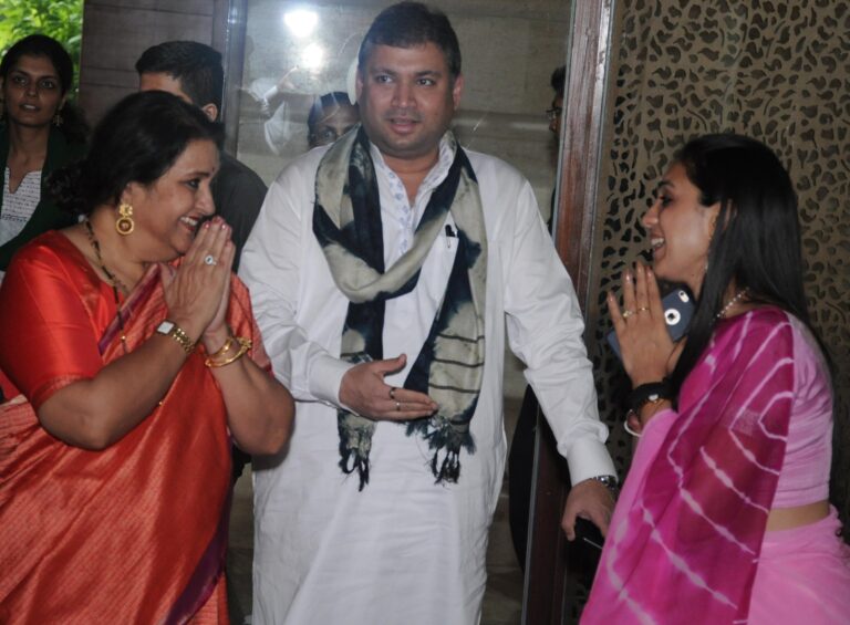 Siundeep Bhutoria with guest author Nadira Babbar and Apra Kuchhal at a session of Kalam at the ITC Rajputana Jaipur