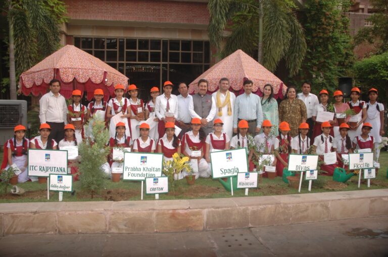 Sundeep Bhutoria with school students at a Tree Plantation event organized by Prabha Khaitan Foundation and Spagia at the ITC Rajputana, Jaipur