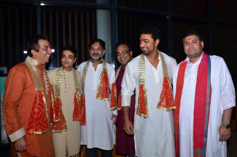 Sundeep Bhutoria with DJ Akash, Prasenjit, Srijit Mukerji, Arindam Sil and Dev at Kutchina Dhak Mahotsav at the ITC Sonar in Kolkata