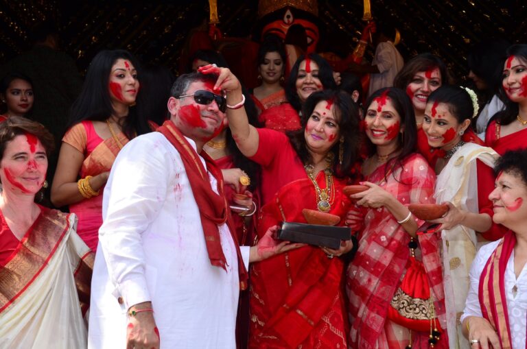 Sundeep Bhutoria with Moon Moon Sen and other celebs at the Chaltabagan Durga Puja Sindur Khela in Kolkata