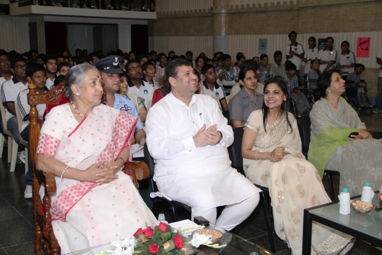 Sundeep Bhutoria with Rajasthan Governor, Margaret Alva, and Jayshree Periwal at the Step By Step School