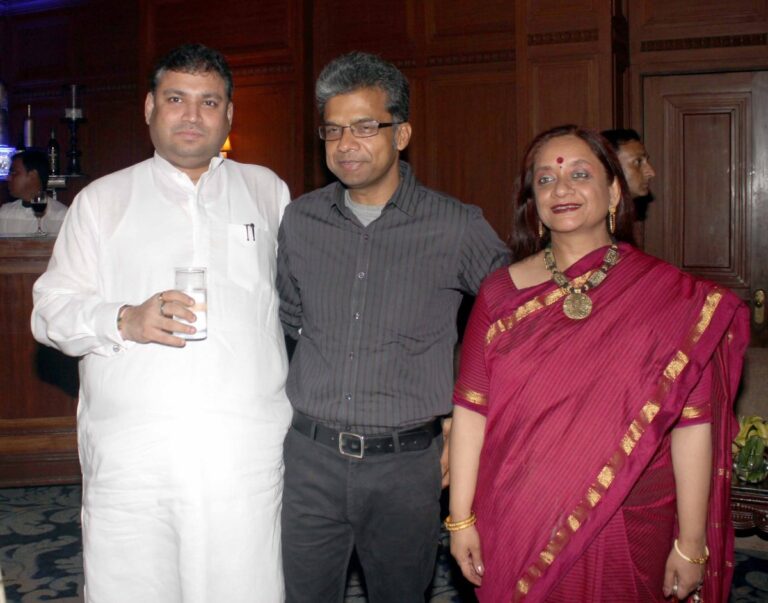 Sundeep Bhutoria with Manoj Mohanka and Nayantara Palchoudhury at the dinner of A Life Apart book launch in Kolkata