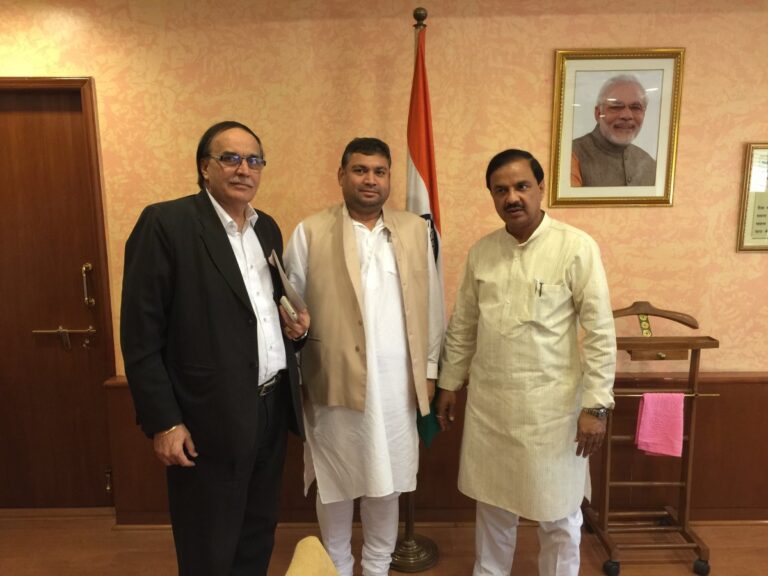 Sundeep Bhutoria with Mahesh Sharma, Tourism and Culture and Civil Aviation Minister and Parvesh Khanna at the Transport Bhawan in Delhi