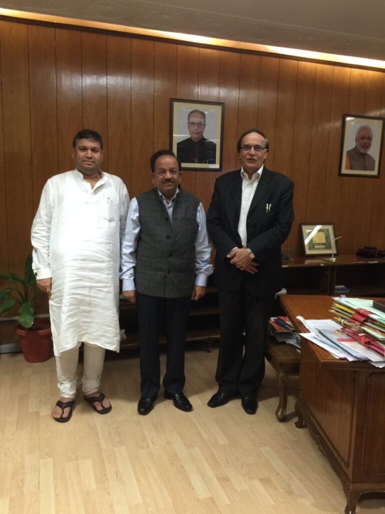 Sundeep Bhutoria with Union Minister Harsh Vardhan and Parvesh Khanna