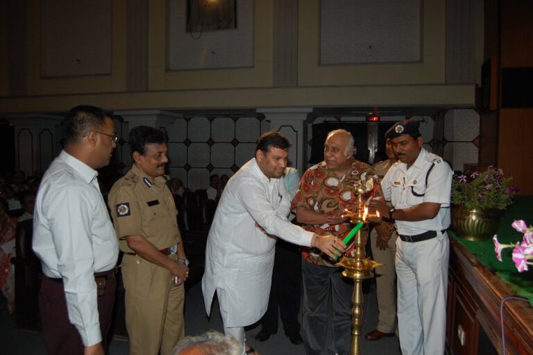 Sundeep Bhutoria inaugurating the play