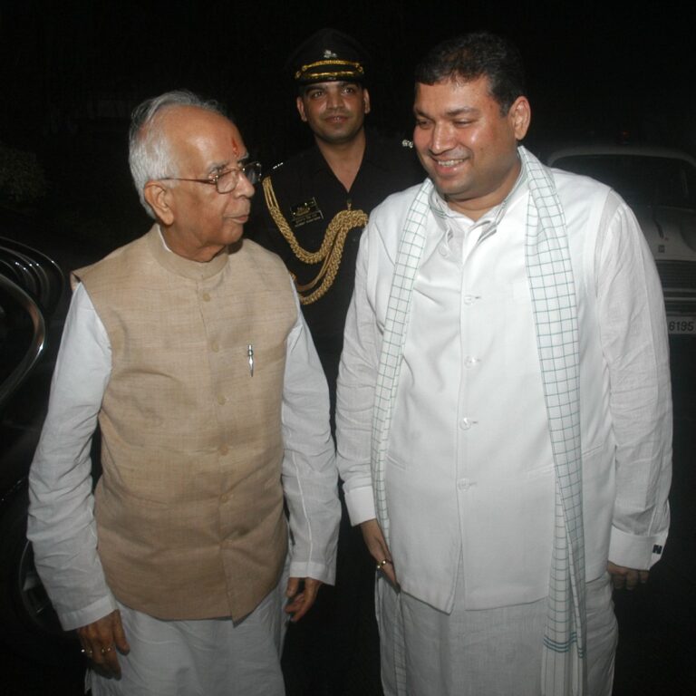 Sundeep Bhutoria with Governor Keshari Nath Tripathi at the Dhak Mahotsav at The Taj Bengal Kolkata