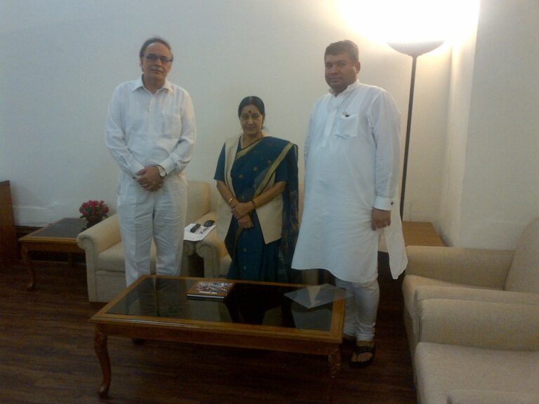 Sundeep Bhutoria with Sushma Swaraj, Minister of External Affairs and Parvesh Khanna