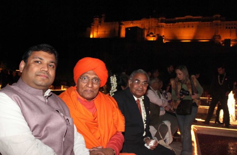 Sundeep Bhutoria at the Writer's Ball at Kesar Kyari in Amber Fort with Swami Agnivesh