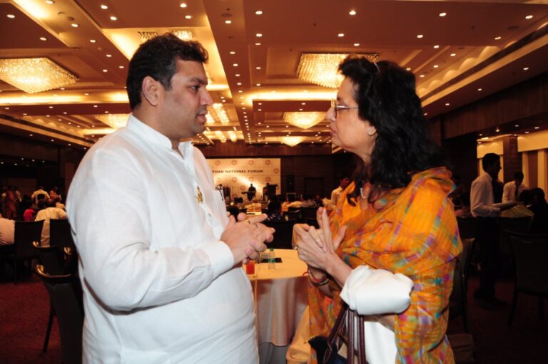 Sundeep Bhutoria with Rajeshwari Kumari at the Rajasthan National Forum event in Jaipur