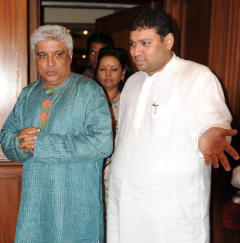 Sundeep Bhutoria with guest author Javed Akhtar at a session of An Author's Afternoon at The Taj Bengal, Kolkata