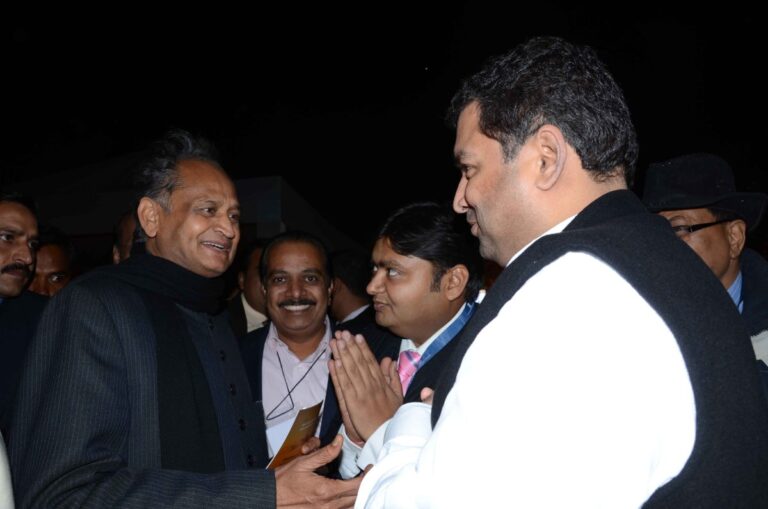 Sundeep Bhutoria with Chief Minister of Rajasthan, Ashok Gehlot, at a dinner party hosted by him at the Sisodia Gardens