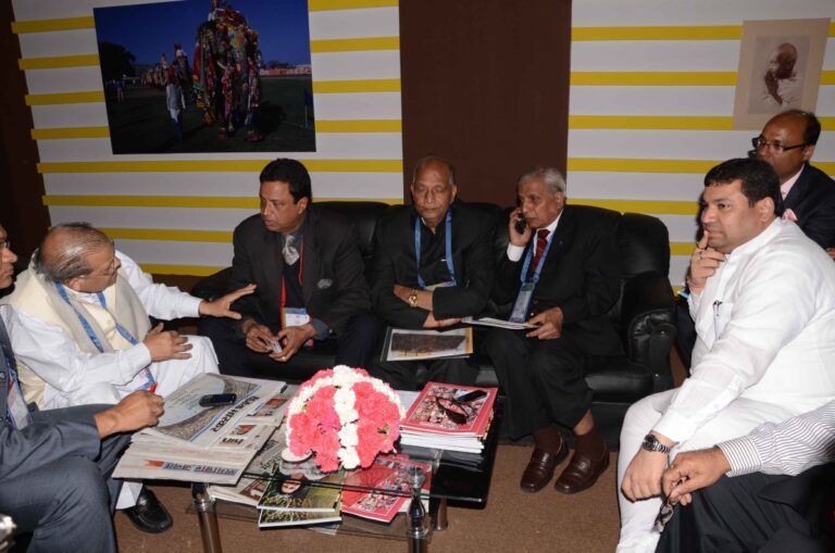 Sundeep Bhutoria with Nepalese delegation membersBimal Kedia, MP, Binod Chaudhary at the VIP Lounge of Pravasi Bhartiya Diwas, Jaipur