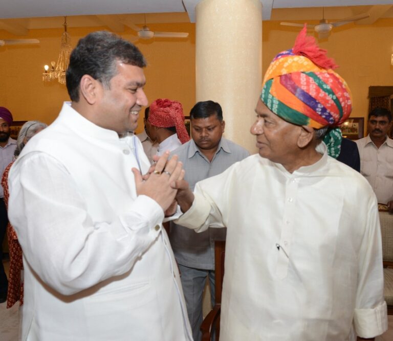 Sundeep Bhutoria with Kalyan Singh, Governor of Rajasthan, at the Governor House in Rajasthan