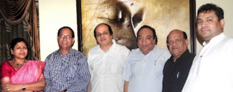 Sundeep Bhutoria with Smt Sita Sagar, Sampat Saral, Mahendra Ajnabi, Pradeep Choubey and Surendra Sharma at a dinner at his residence in Kolkata