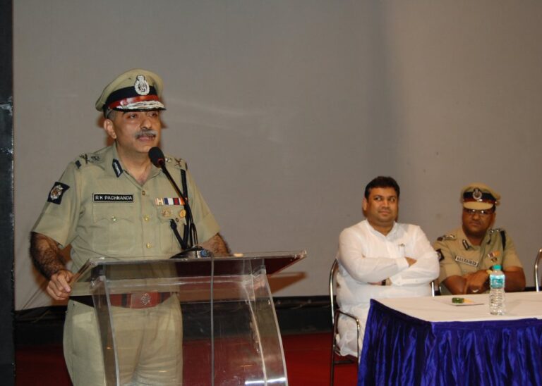 Sundeep Bhutoria with R K Panchnanda, Kolkata Police Commissioner, at the annual programme of Pronam in Kolkata