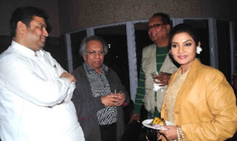 Sundeep Bhutoria with Ranjan Dasgupta, actor Dipankar De and Dolon Roy