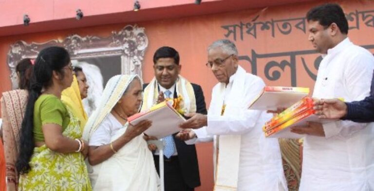 Sundeep Bhutoria with Governor of WB, M K Narayanan