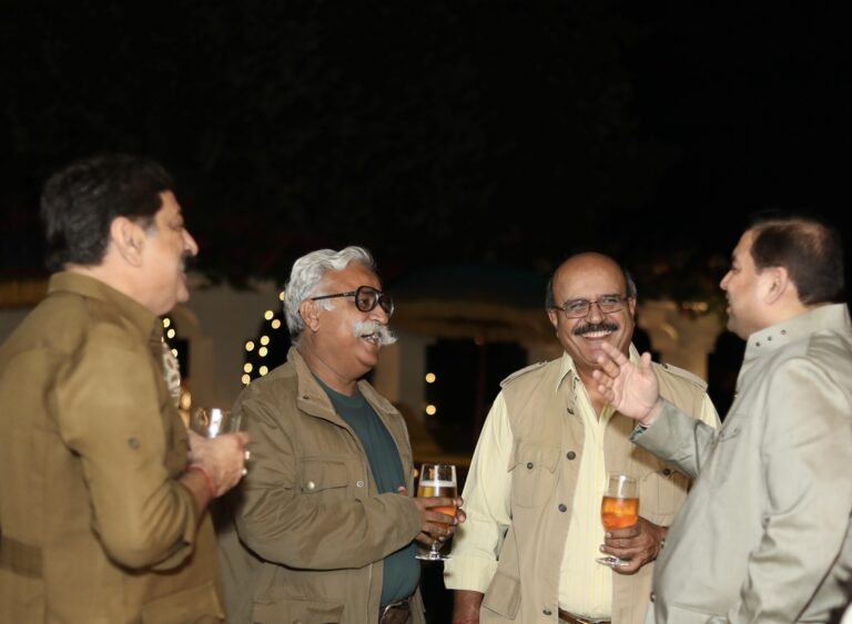 Sundeep Bhutoria with (L-R) Nagendra Hada, Goverdhanji Singh and Balendu Singh