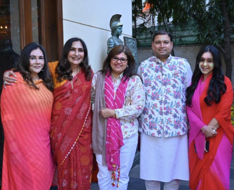 Sundeep Bhutoria with Archana Dalmia, Neelima Dalmia Adhar, Kangan Bhalla and Apra Kuchhal