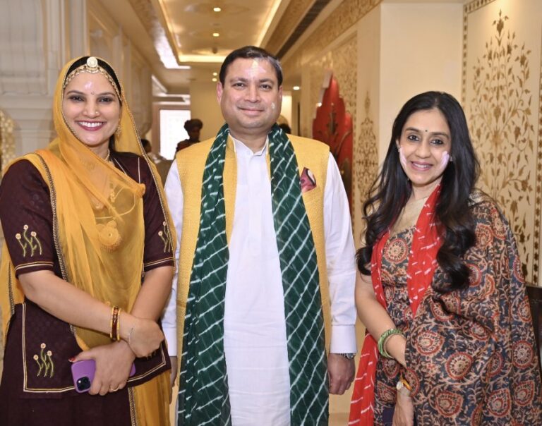 Sundeep Bhutoria with Ruma Devi and Apra Kuchhal