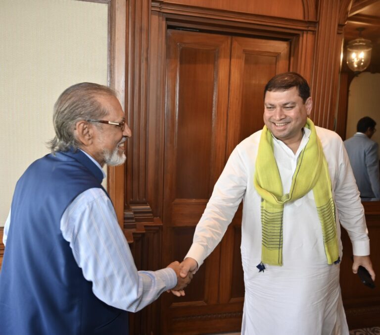 Sundeep Bhutoria with Md Mansoor Alam at the Bengal annual meeting