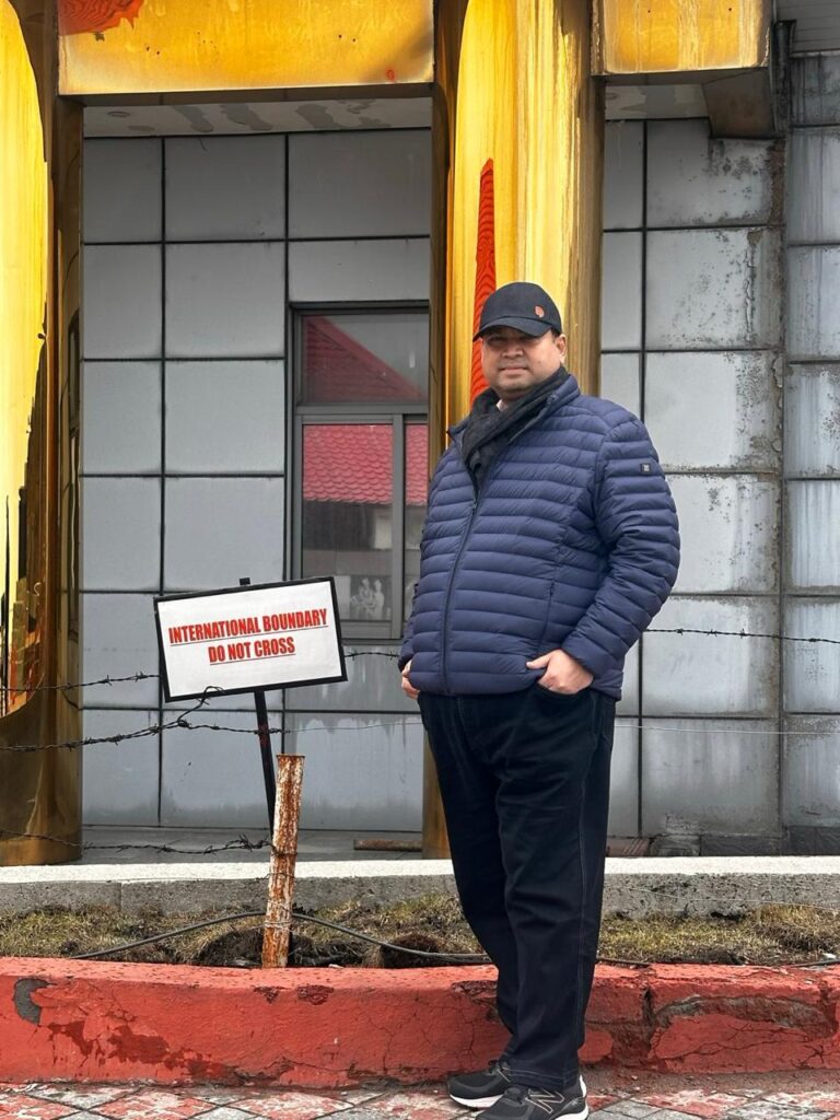 Sundeep Bhutoria at the Nathula (India-China Border)