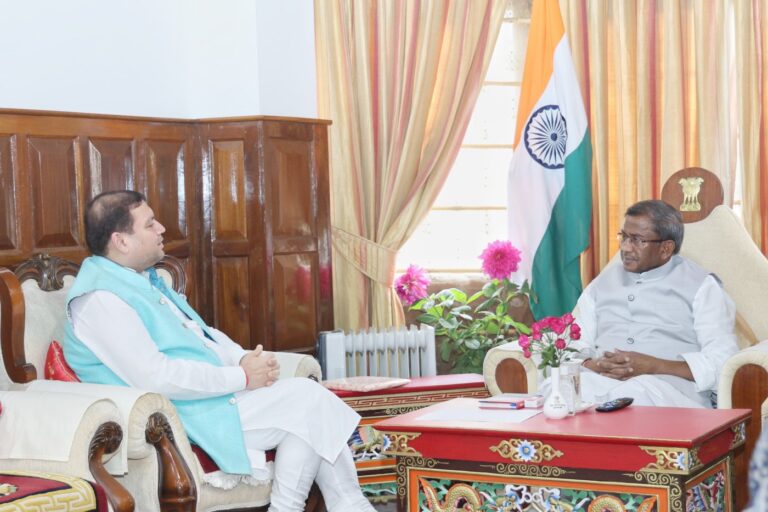 Sundeep Bhutoria with Shri Lakshman Prasad Acharya, the hon’ble governor of Sikkim at Rajbhawan Sikkim