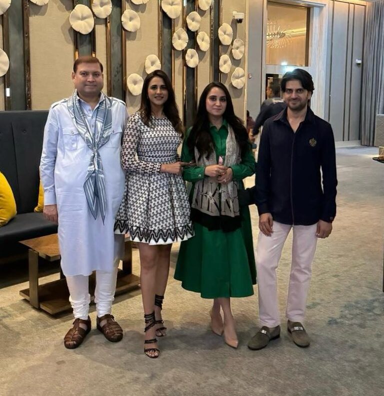 Sundeep Bhutoria with L-R; Sarah Shareef, Madiha Saidi and Navaid Saidi at the Taj Exotica, The Palm Dubai