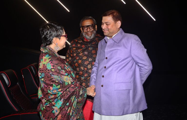 Sundeep Bhutoria with Churni Ganguly and Kaushik Ganguly