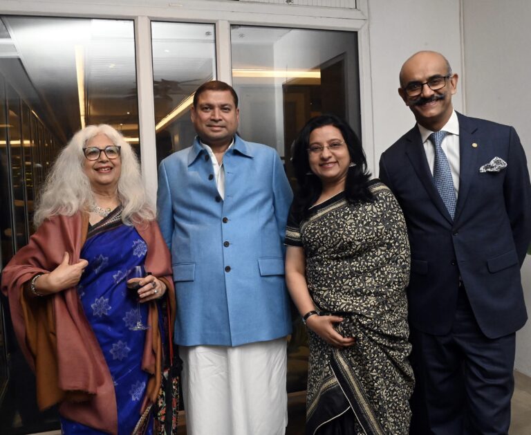 Sundeep Bhutoria with (L-R) Dolly Basu, Dona Ganguly and K Mohanchandran