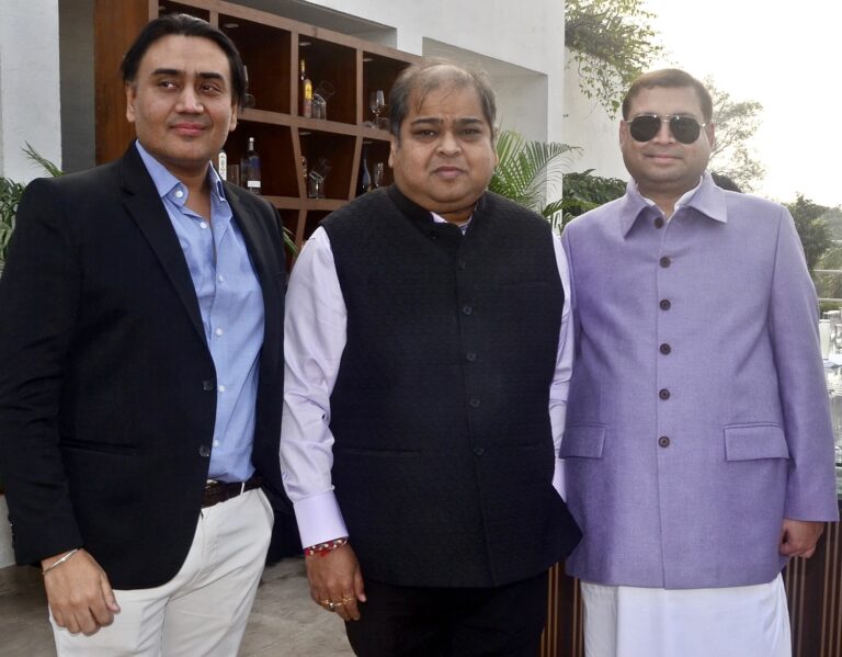 Sundeep Bhutoria with Nispal Singh (L) and Srinjoy Bose