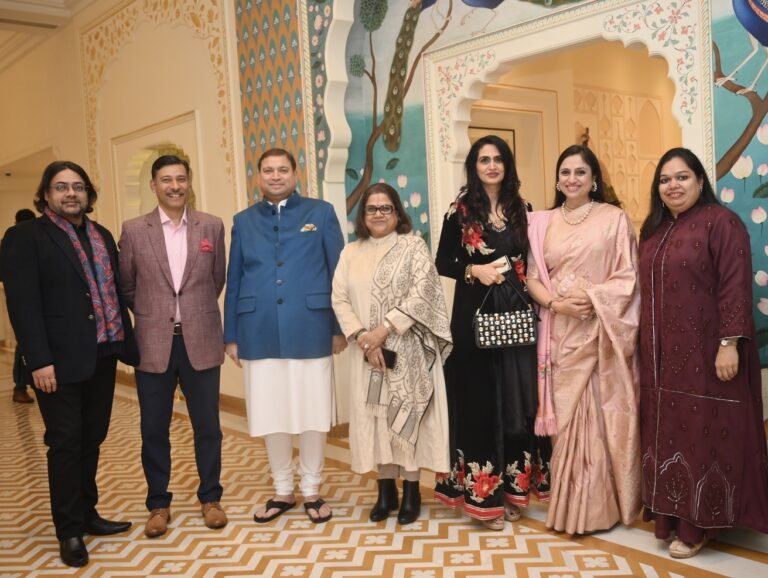 Sundeep Bhutoria with Abhishek Poddar, Saurabh Kakkar, Kanak Meghraj, Kamla Amla Poddar, Vinnie Kakkar and Roma Poddar