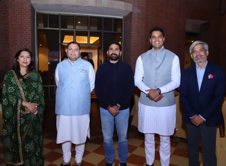 Sundeep Bhutoria with (L-R) Dr Shikha Meel Barala, Manish Yadav, Dr Vikas Choudhary and Samriddh Sharma