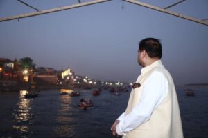 Heading to Varanasi again next week… but before that, taking a trip down memory lane. Sharing some glimpses from my previous visit to this timeless city of soul and serenity.