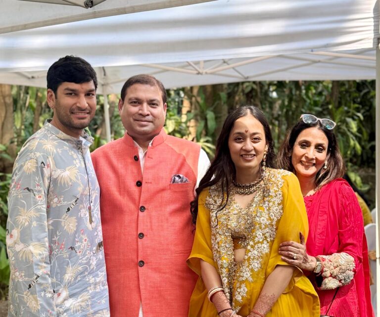 Sundeep Bhutoria with Aman, Dhwani Kathotia and Babita Kathotia in Bangalore