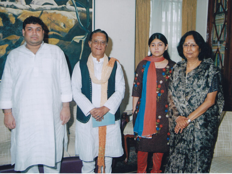 Sundeep Bhutoria with Ajit Panja, Manjari Bhutoria and Dr Prabha Khaitan