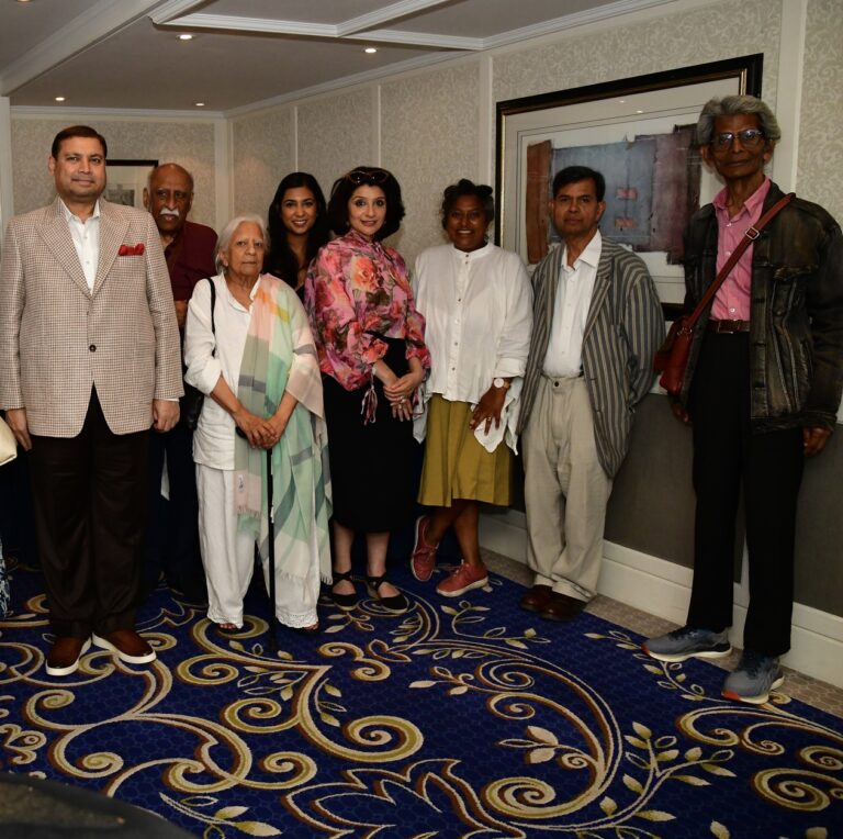 Sundeep Bhutoria with (L-R) Viram Jasani, Mira Jasani, Sacchi Sen, Prof Bihani Sarkar, Jewlsy Mathews, Amit Roy and Sumit Roy