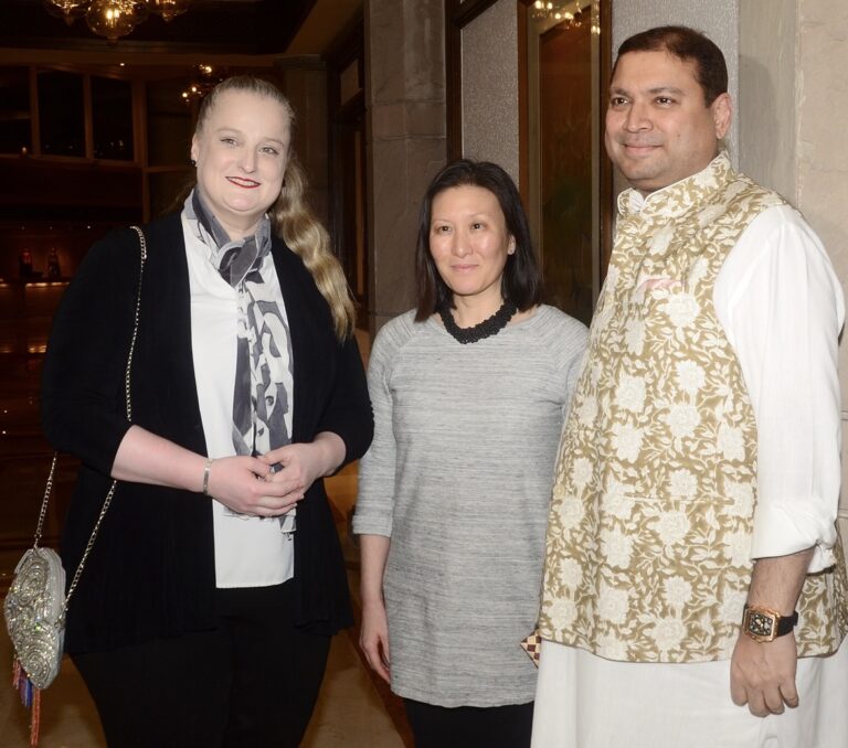 Sundeep Bhutoria with Elizabeth Lee (extreme left) and Siew Peng Genovese