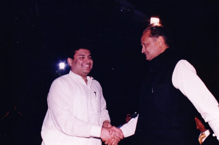 Sundeep Bhutoria with Ashok Gehlot