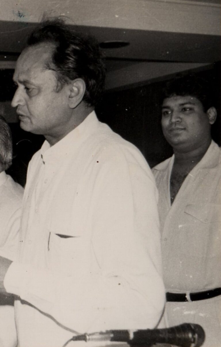 Sundeep Bhutoria with Ashok Gehlot