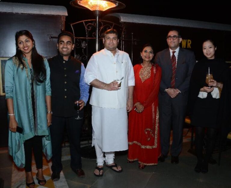 Sundeep Bhutoria with (L-R); Aakriti Periwal, Ayush Periwal, Jayshree Periwal, Bonian Golmohammadi and Andrea Choi