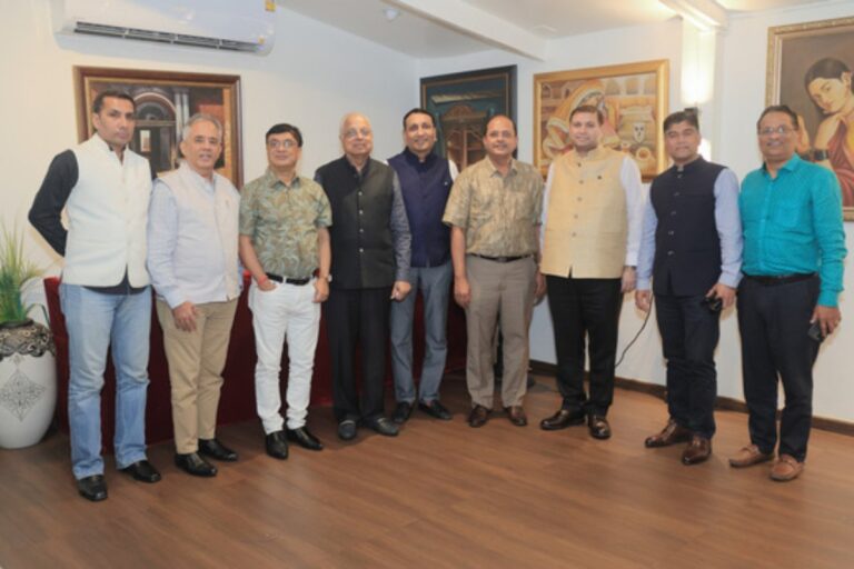Sundeep Bhuroria (L-R) Sanjeev Chaturvedi, Raju Manwani, Jay Mukherjee, Dhanukaji, Deepak Kedia, Karan Singh, Biswa Ranjan, and Tushar