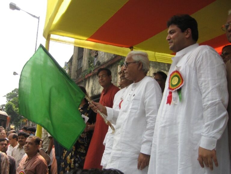 sundeep-bhutoria-with-buddhadeb-bhattacharya